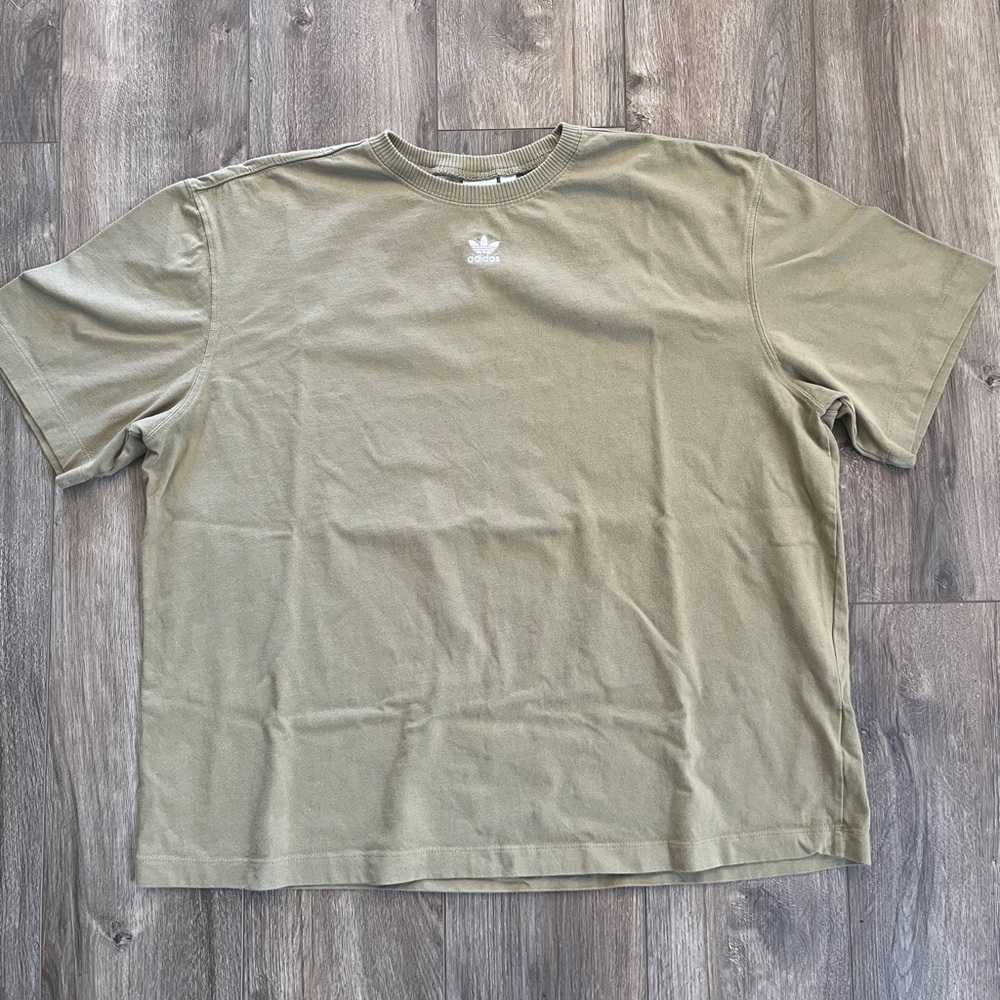 Adidas Khaki Green Oversized Men's Short Sleeve Tee